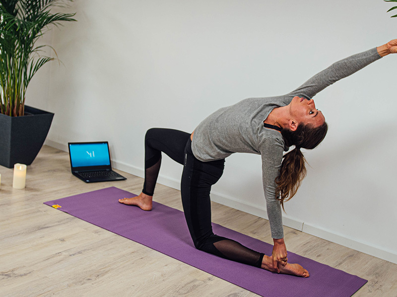 Yoga en ligne chez soi
